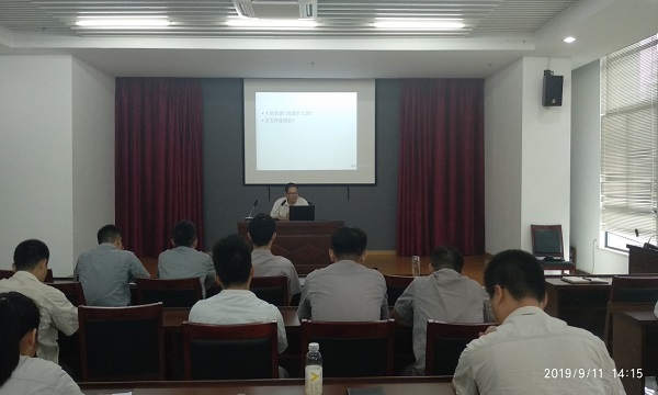 2691568774429501.jpg 陳思學(xué)講解《質(zhì)量人應(yīng)具備的特質(zhì)》.jpg